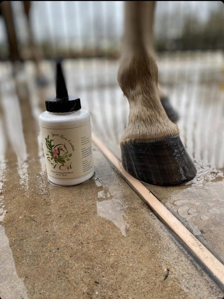Sport Horse Essentials Hoof Oil bottle