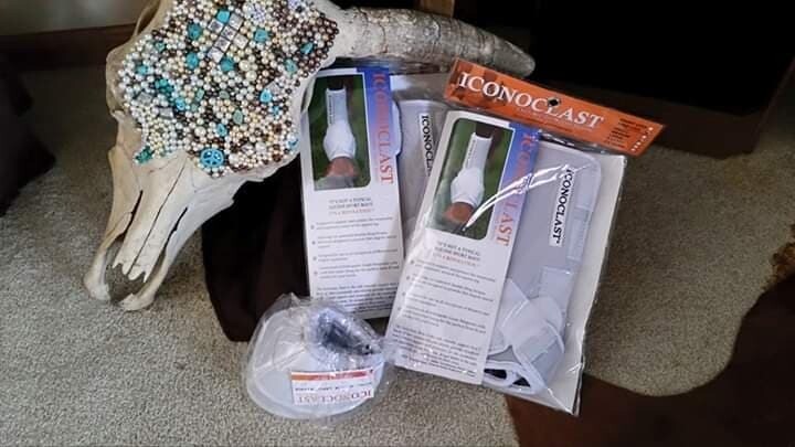 Iconoclast support boots